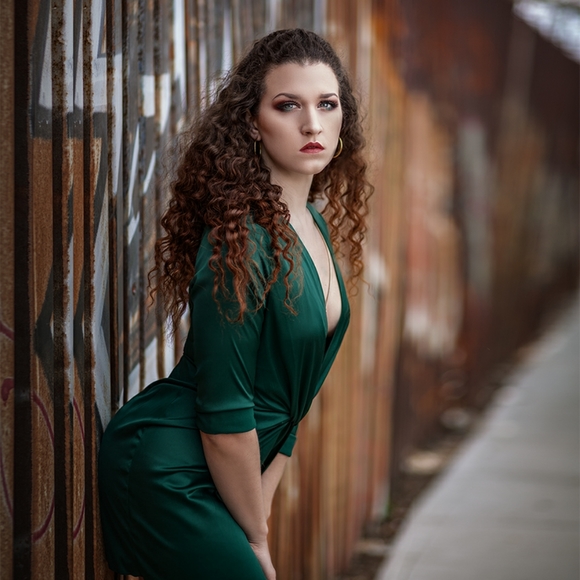 Meet your Posher, Jessica - Picture 2 of 8